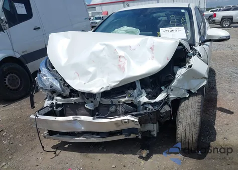 2020 Toyota C-Hr Le z USA, uszkodzony, nr VIN JTNKHMBX2L1075635